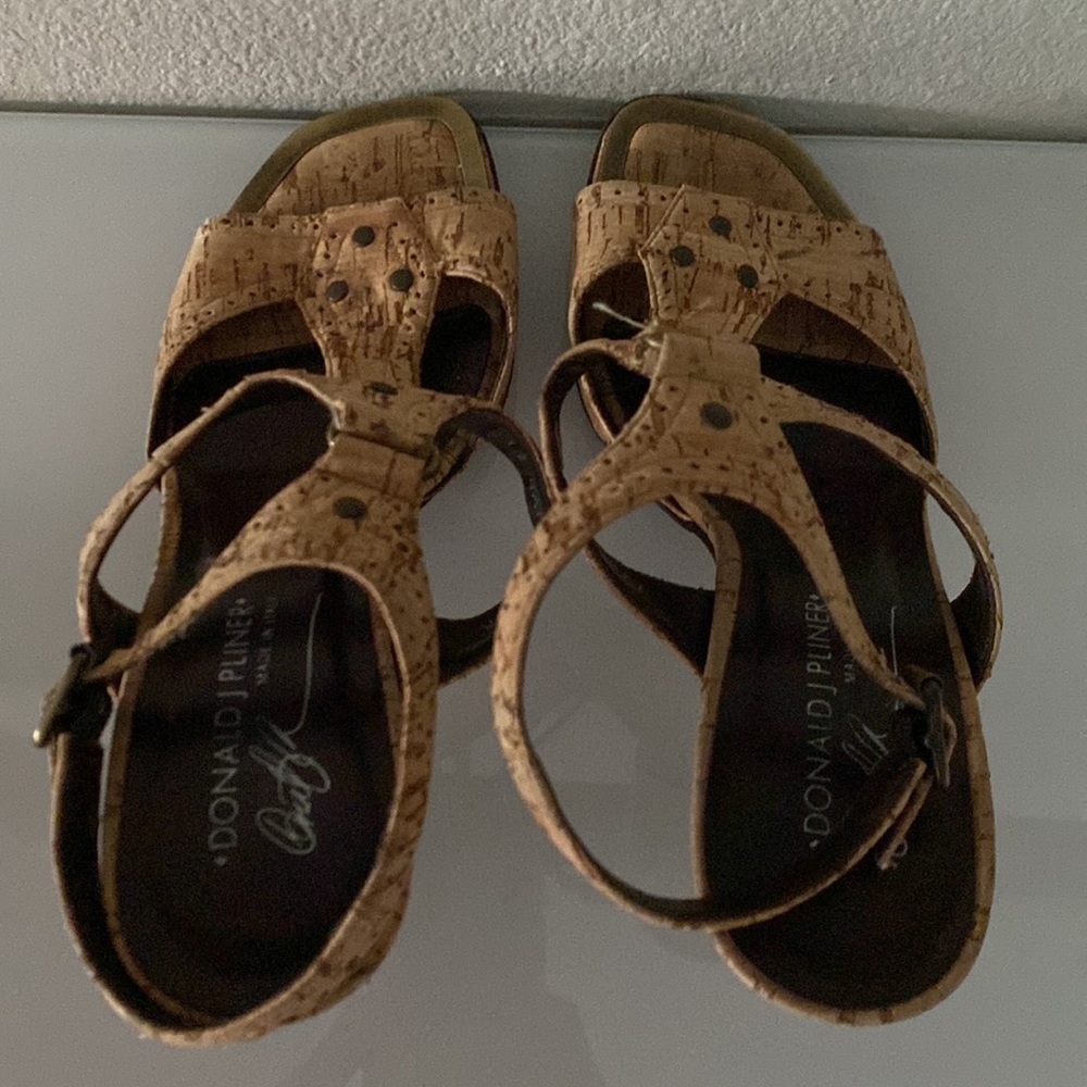 Donald J Pliner Cork Strappy Heels - Picture 5 of 8